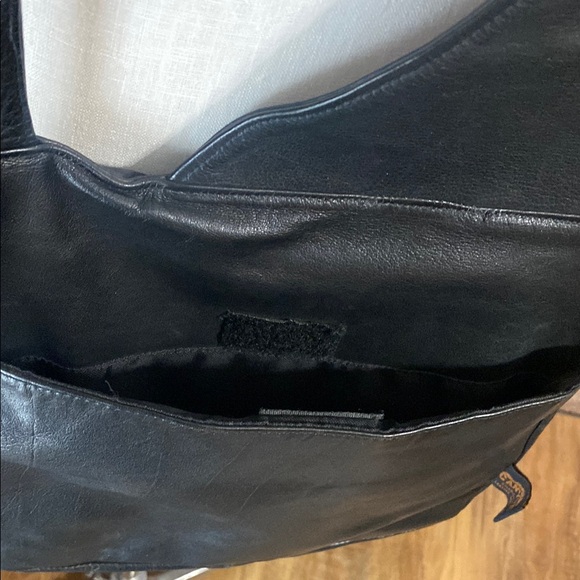 Canyon outback Black Leather Crossbody Bag purse - Picture 7 of 10